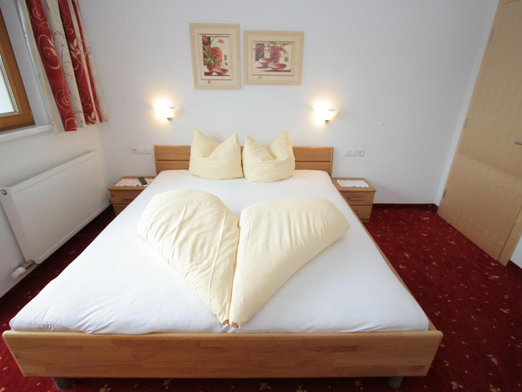 Spacious Holiday Flat Close To The Ski Area Uderns Kültér fotó